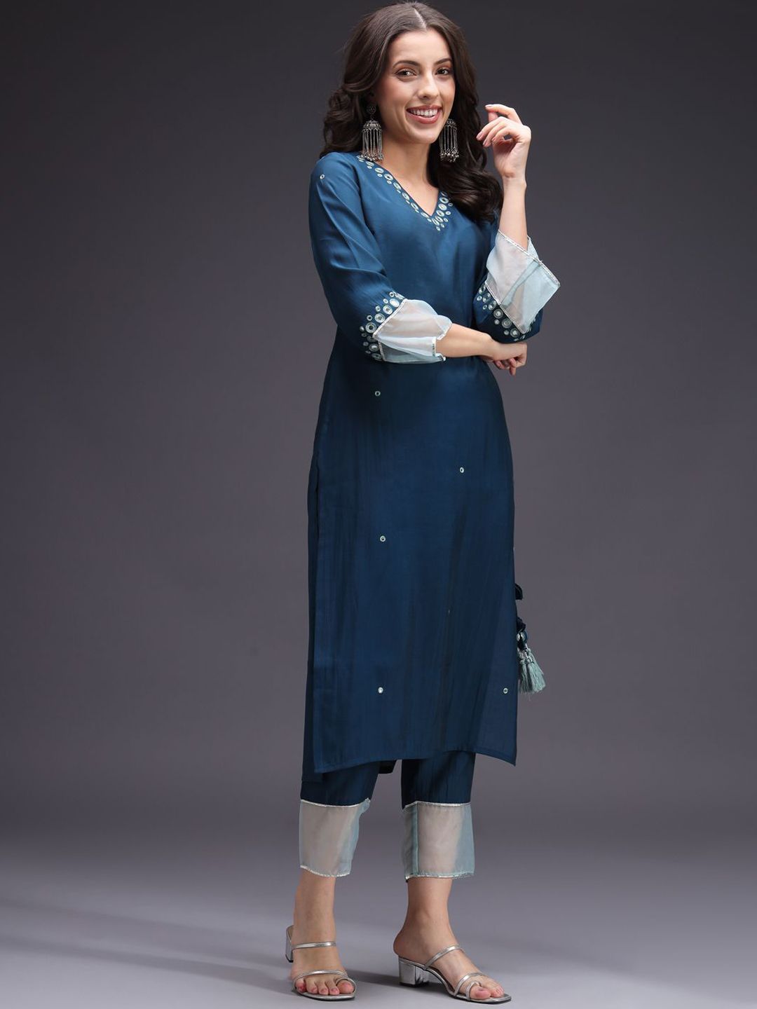 Dhiyona SN Women's Geometric Embroidered Kurta with Trousers & Dupatta