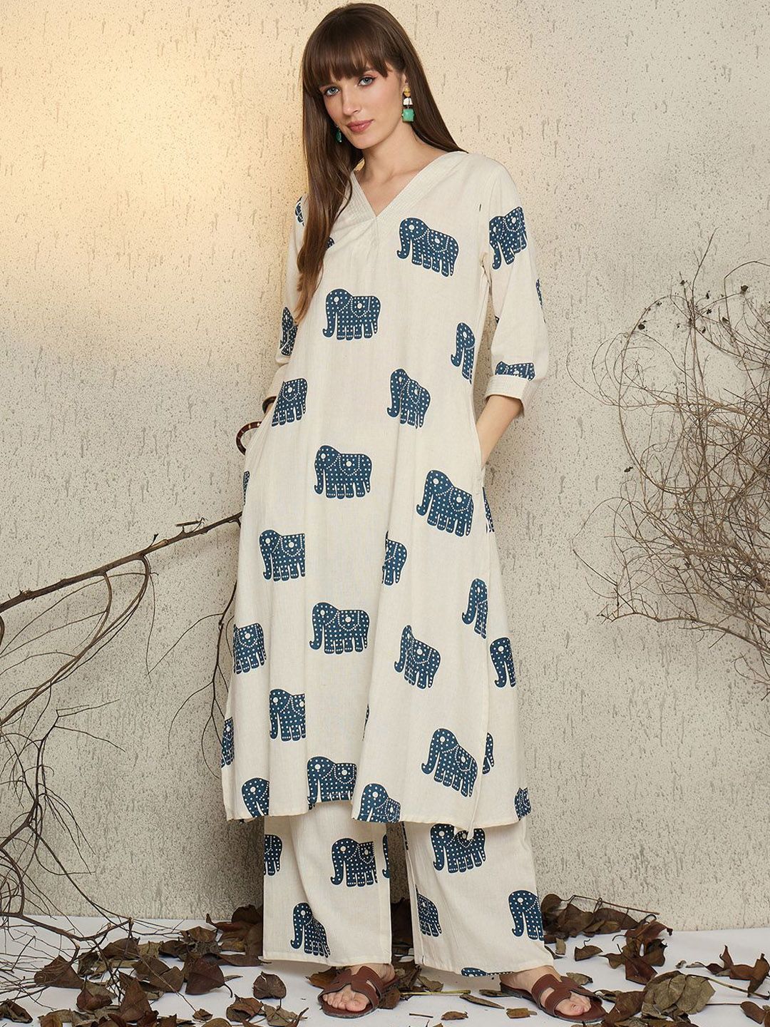 Women Ethnic Motifs Printed Kurta with Palazzo