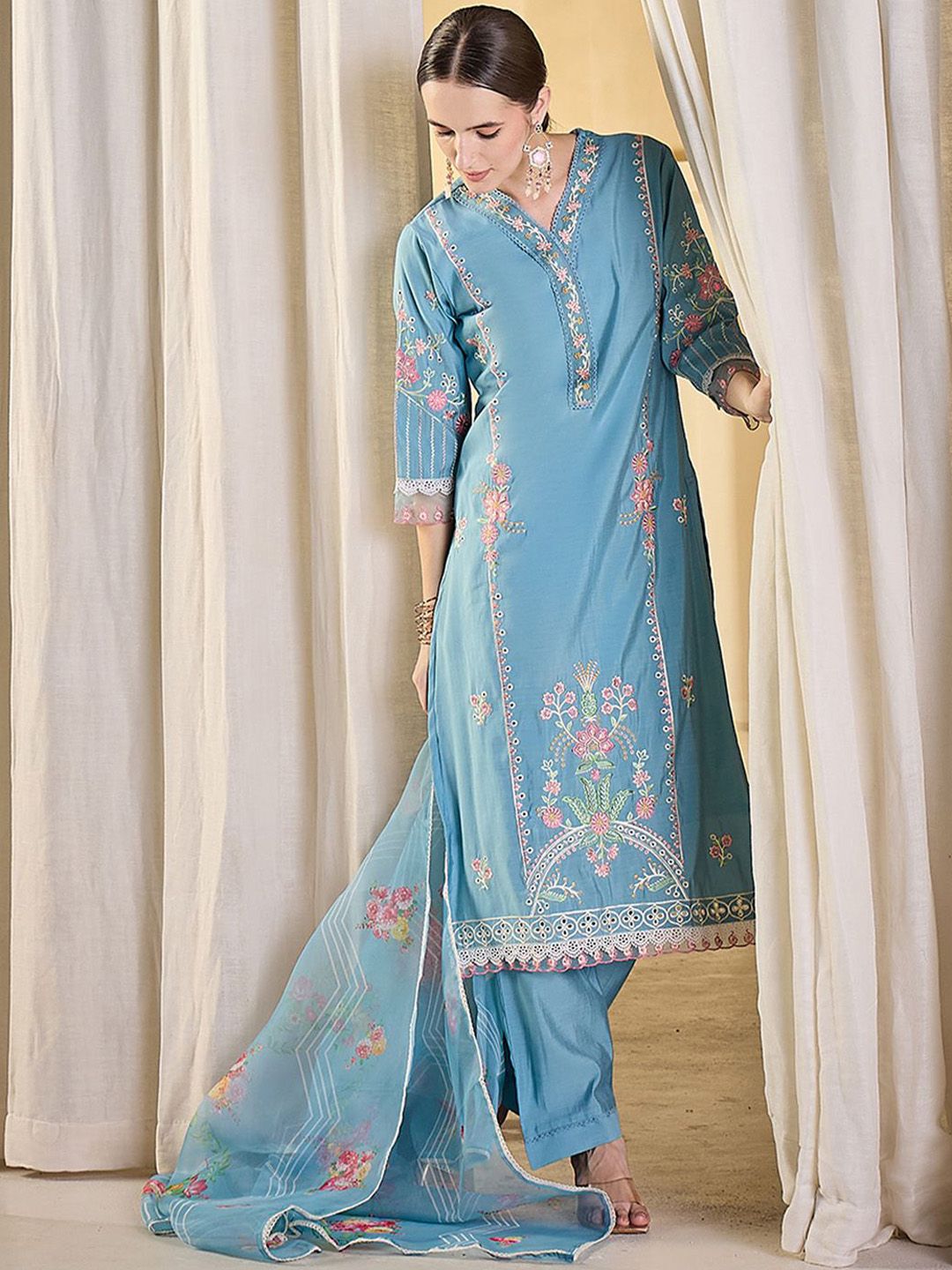 Floral Embroidered Thread Work Kurta With Trousers & Dupatta