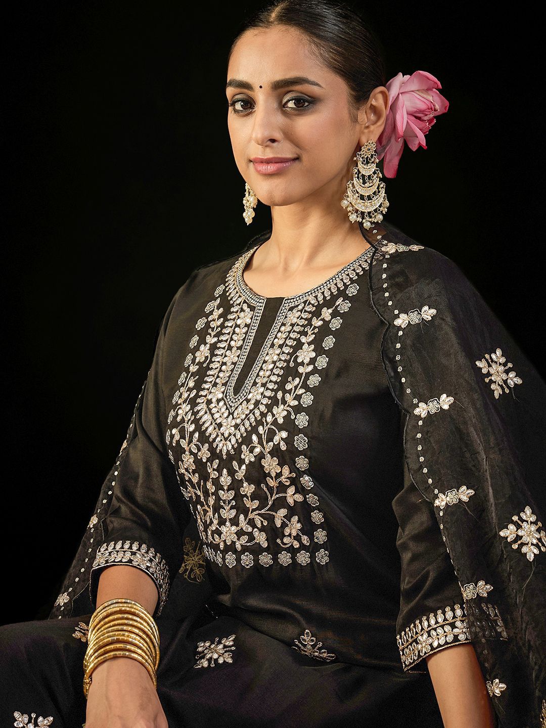 Ethnic Motifs Embroidered Straight Gotta Patti Kurta with Trousers & Dupatta