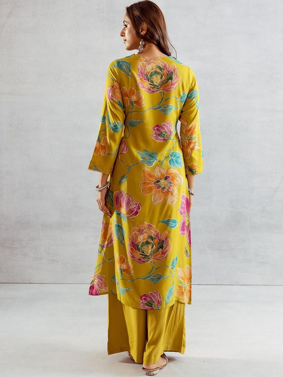Dhiyona IS Women's Floral Printed V-Neck Kurta With Palazzo