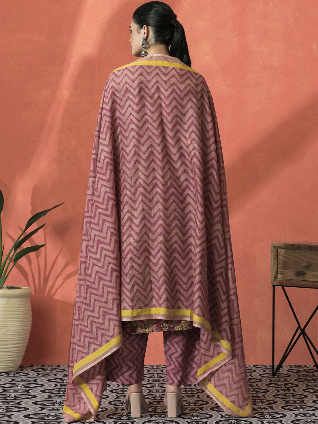 Dhiyona SN Women's Embroidered Pure Cotton Straight Kurta Sets
