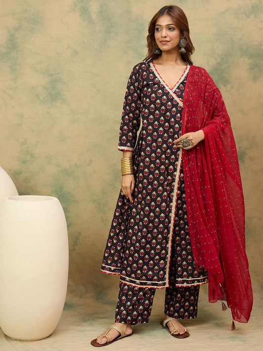 Dhiyona VA Women'sFloral Printed V-Neck Angrakha Kurta With Trousers & Dupatta