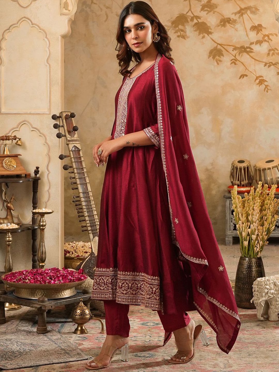 Floral Yoke Design Round Neck Zari Anarkali Kurta & Trousers With Dupatta