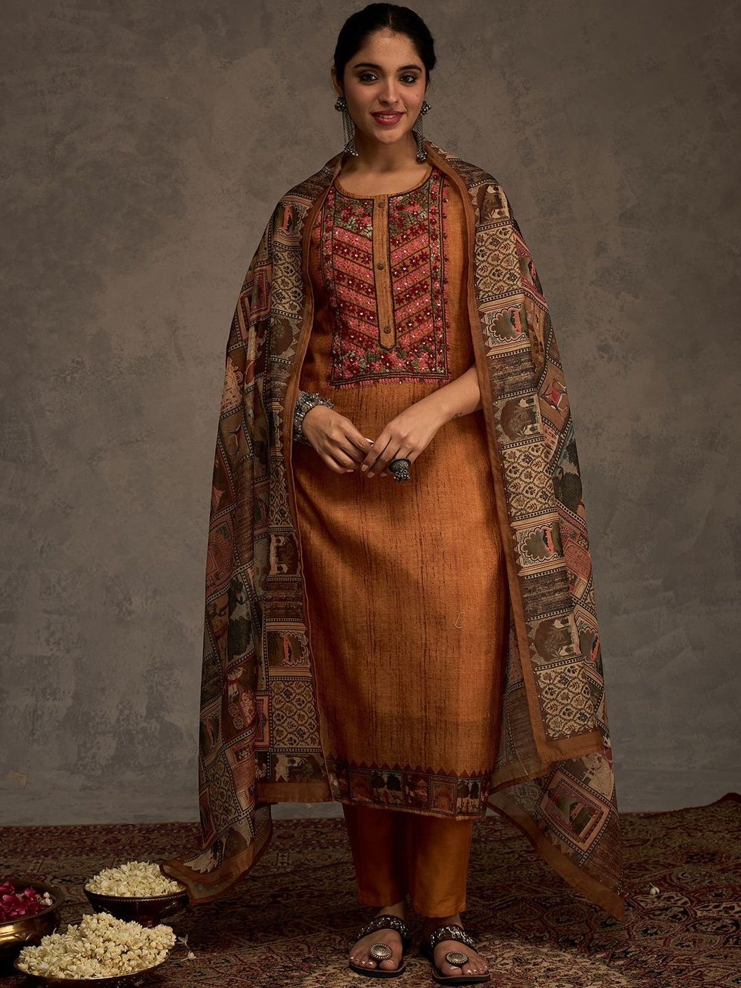 Dhiyona IE Ethnic Motifs Yoke Design Sequinned Chanderi Cotton Kurta With Trousers & Dupatta