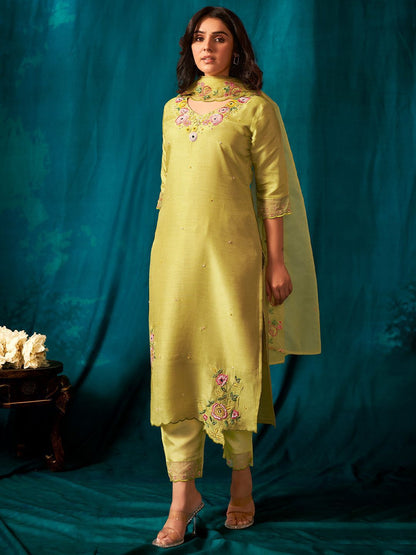Women Floral Embroidered Beads and Stones Kurta with Trousers & With Dupatta