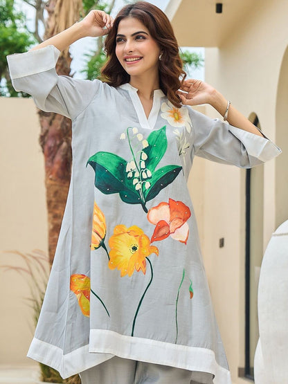 Floral Printed Mandarin Collar A-Line Sequinned Kurta With Trousers