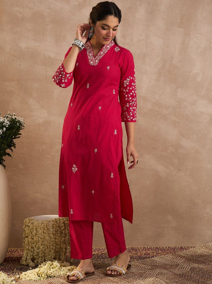 Women Ethnic Motifs Embroidered Cotton Kurta with Trousers