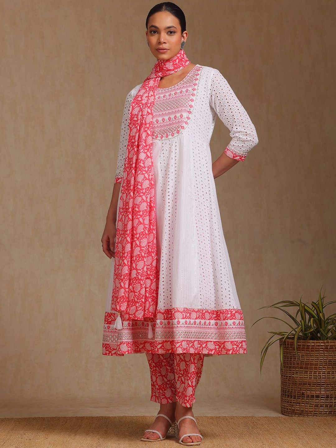 Dhiyona SO Women's Floral Yoke Design Round Neck Thread Work A-Line Kurta With Trousers