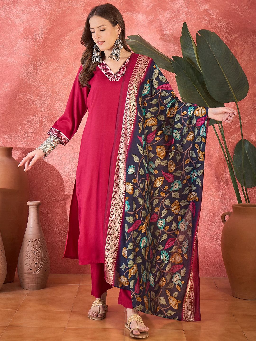 Dhiyona SN Women's Solid Kurta with Trousers & Dupatta