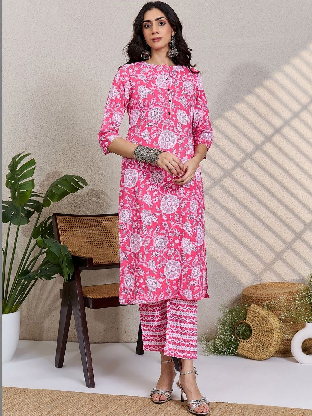 Women Floral Printed Regular Pure Cotton Kurta with Trousers & With Dupatta