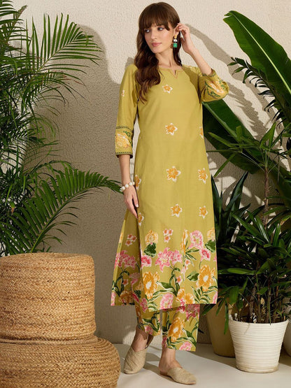 Dhiyona IE Women's Floral Printed Sequinned Pure Cotton Kurta with Trousers