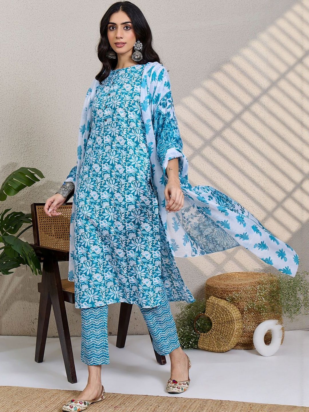 Dhiyona IE Women Floral Printed Regular Pure Cotton Kurta With Trousers & Dupatta