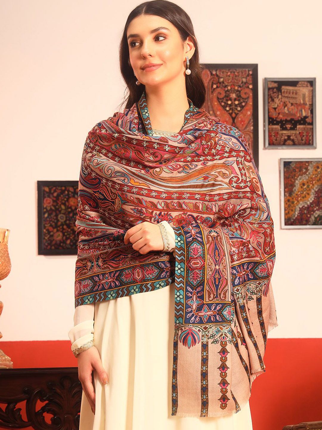 Dhiyona PA Paisley Embroidered Kalamkari Shawl
