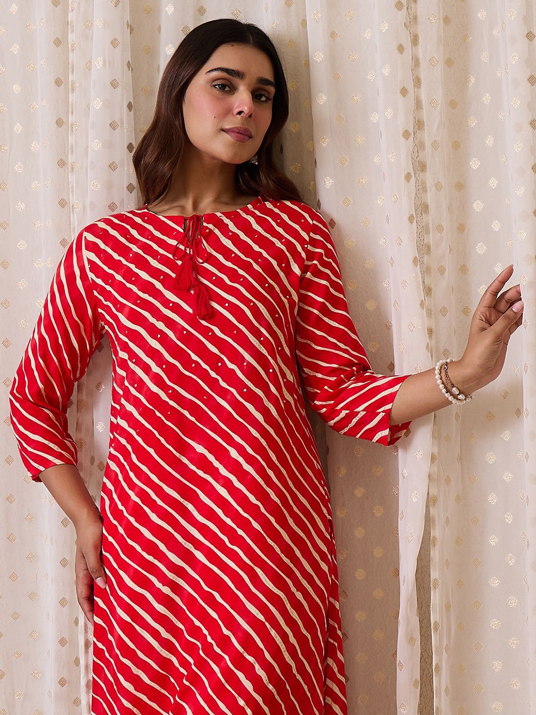 Dhiyona IE Printed Tie-Up Neck Tunic With Trouser