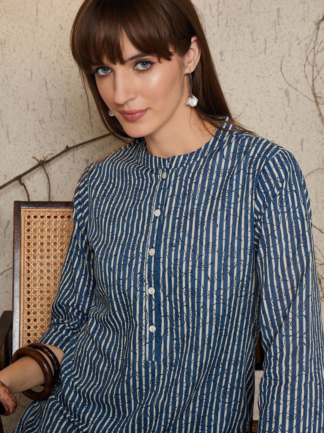 Women Striped Pure Cotton Kurta with Trouser