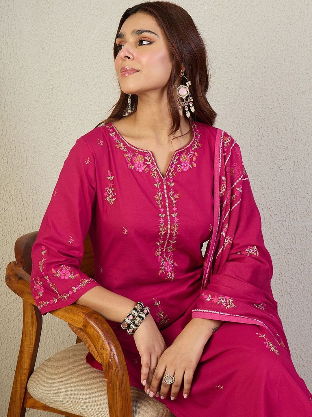Dhiyona IE Embroidered Notch Neck Thread Work Pure Cotton Kurta With Trousers & Dupatta