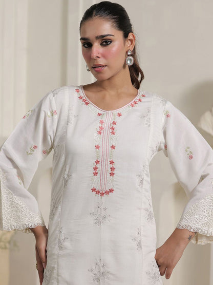 Dhiyona IE Women Embroidered Kurta & Trouser Co-Ord Set