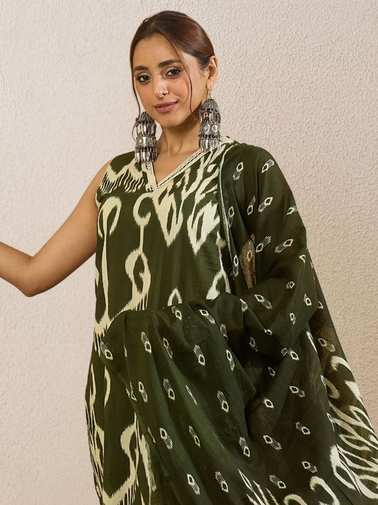 Women Ethnic Motifs Printed Regular Pure Cotton Kurta with Trousers & With Dupatta