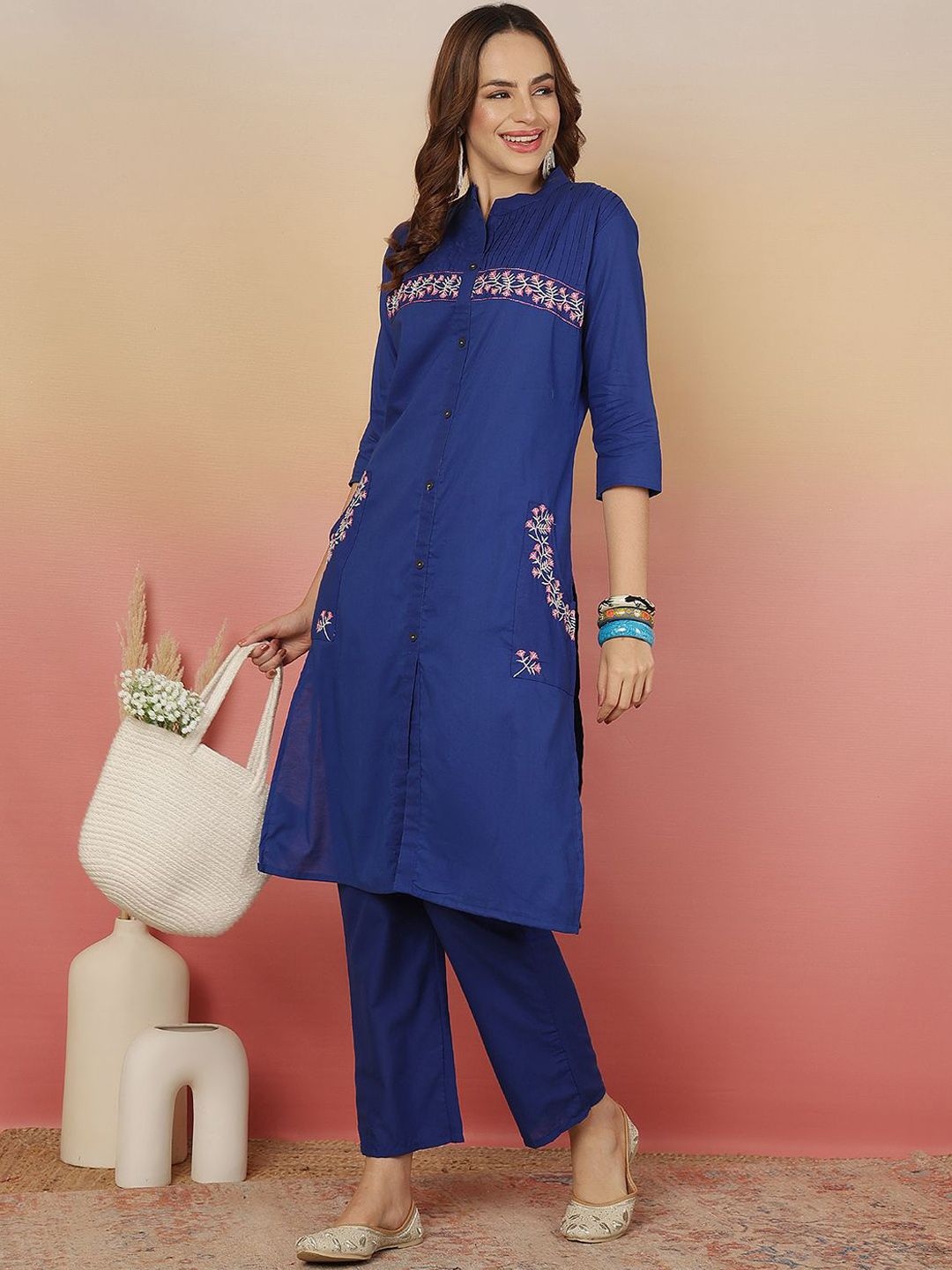 Dhiyona SN Women's Embroidered Pure Cotton Straight Kurta With Trousers