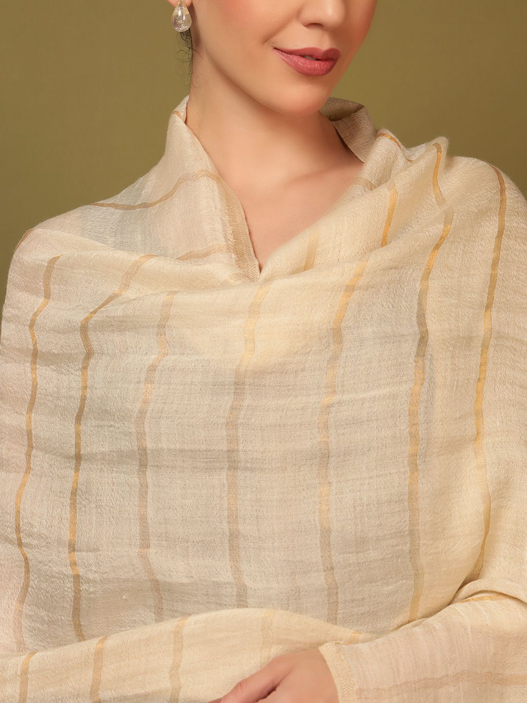 Dhiyona PA Striped Woven Design Woolen Reversible Shawl