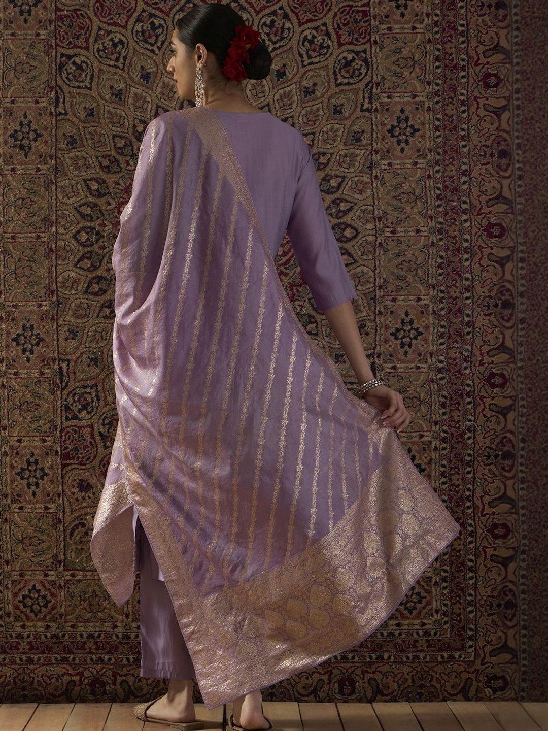 Ethnic Motifs Embroidered Thread Work Straight Kurta With Trousers & Dupatta