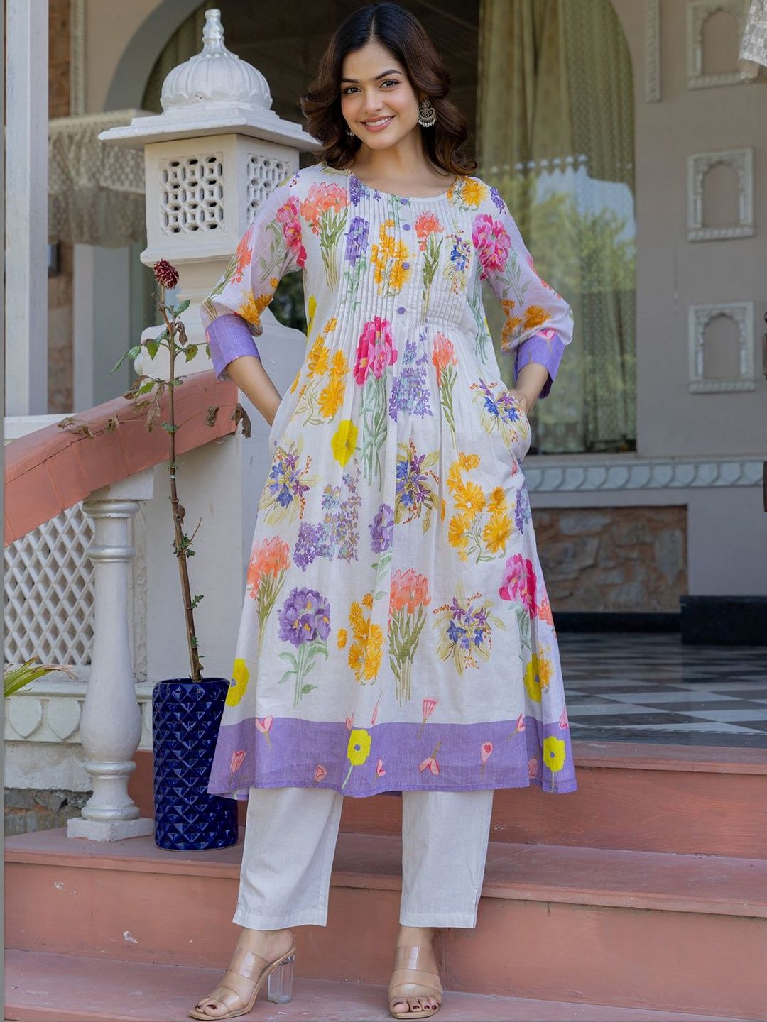 Women Floral Printed Pleated Pure Cotton Kurta with Trousers