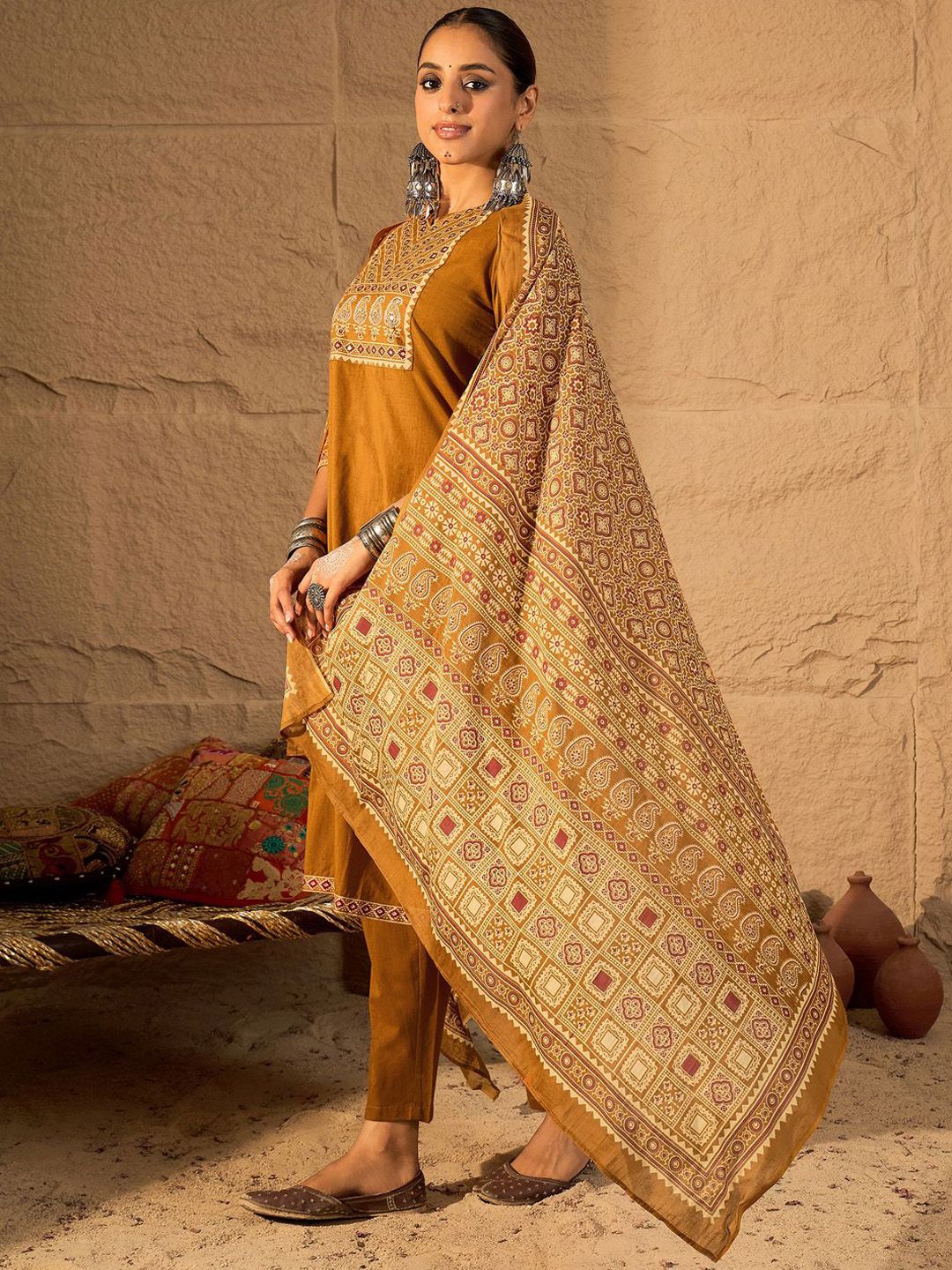 Women Printed Straight Pure Cotton Kurta Trousers With Printed Dupatta set