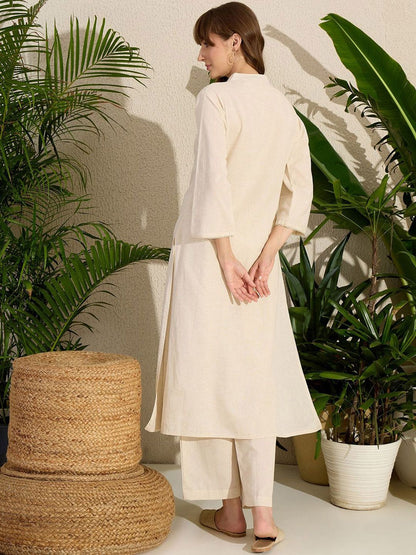 Dhiyona IE Women's Women Animal Embroidered Thread Work Pure Cotton Kurta with Trousers