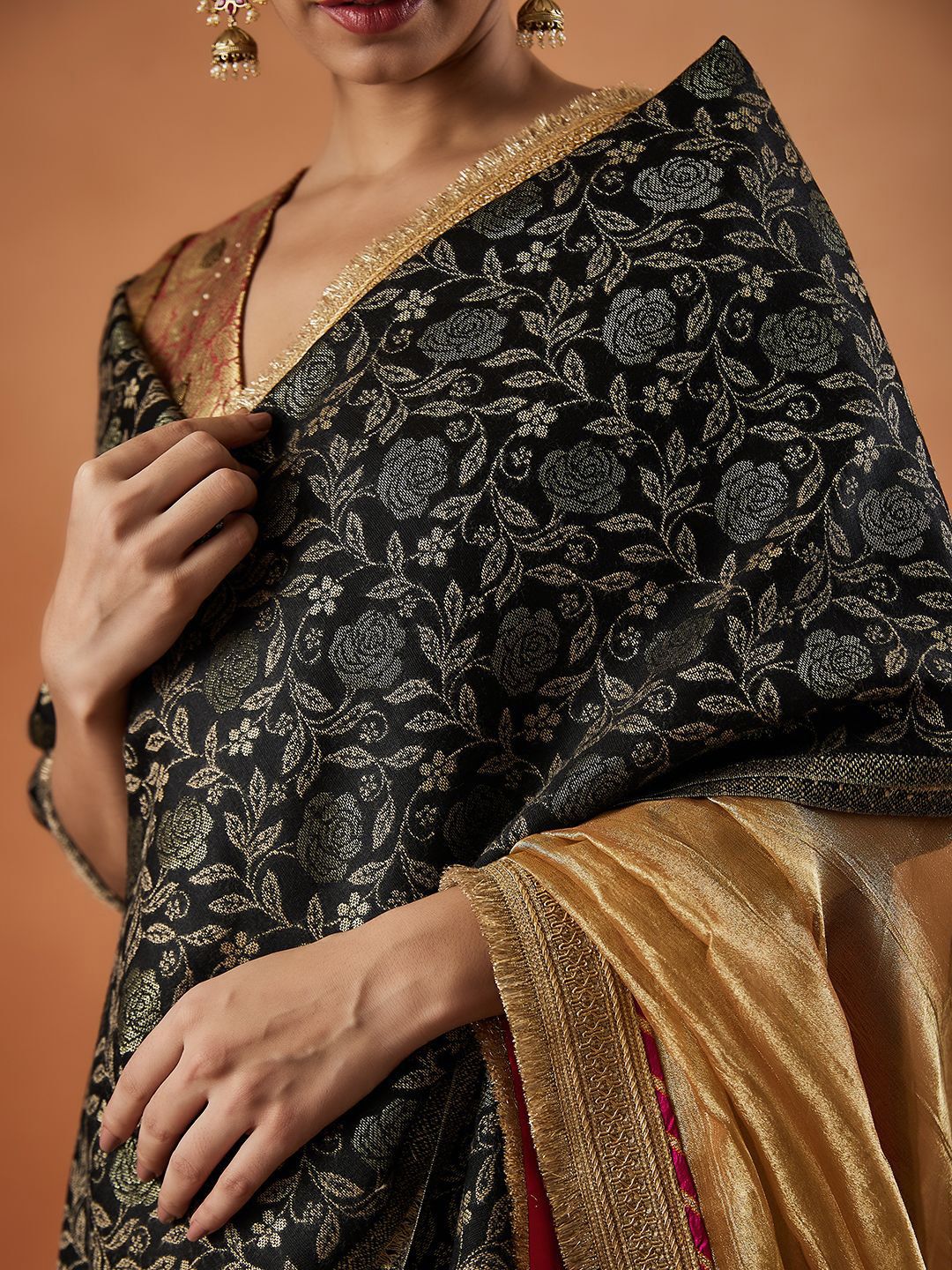 Dhiyona PA Gulnari Kaani Floral Woven Design Shawl