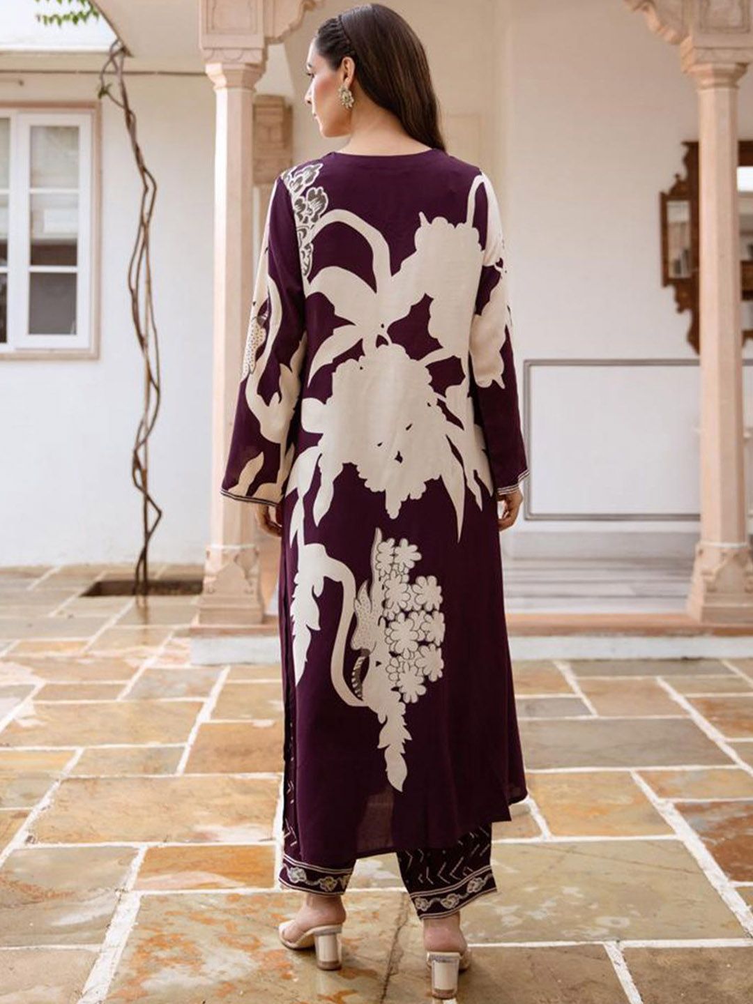 Dhiyona IE Floral Printed Sequinned A-Line Kurta With Salwar