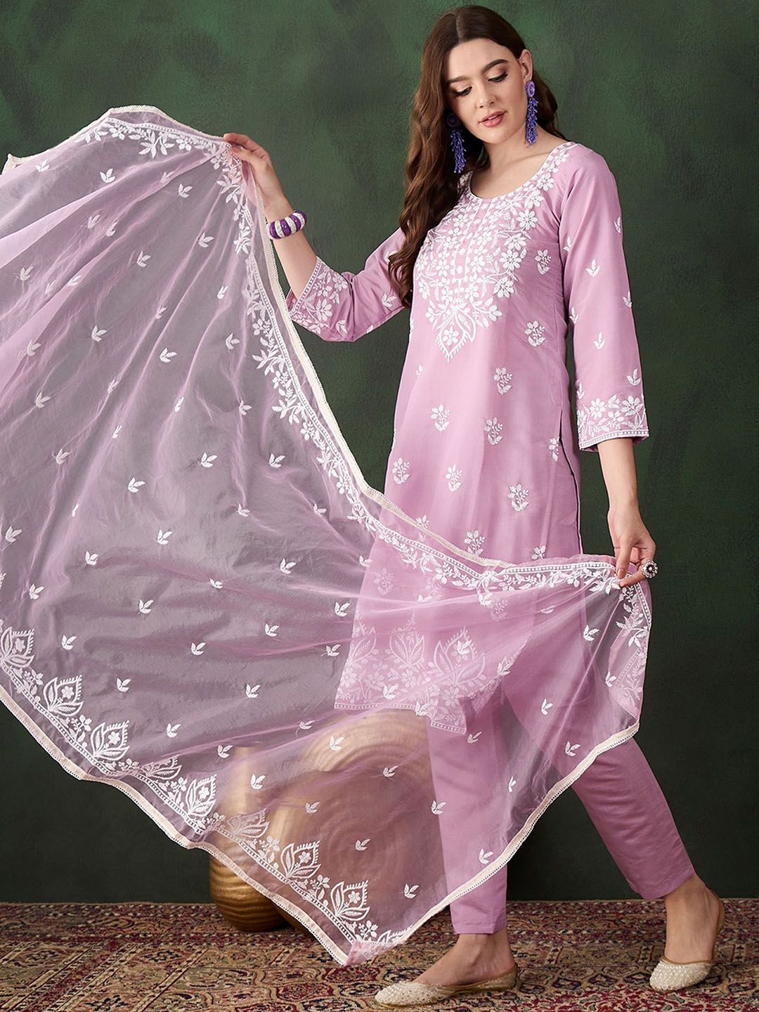 Dhiyona SN Women's Lavender Floral Embroidered Thread Work Cotton Kurta & Trouser With Dupatta