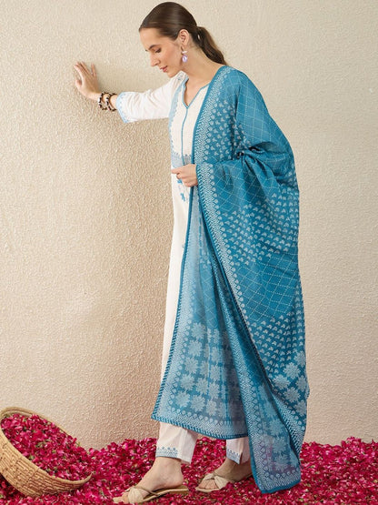 Women Ethnic Motifs Embroidered Regular Thread Work Pure Cotton Kurta with Trousers & With Dupatta
