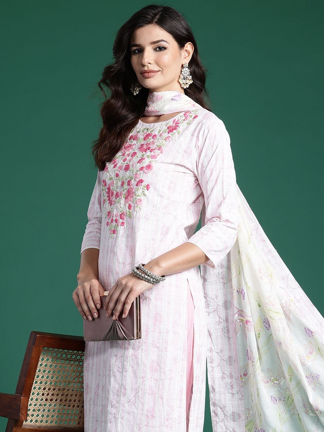 Women Floral Printed Regular Thread Work Pure Cotton Kurta with Trousers & With Dupatta
