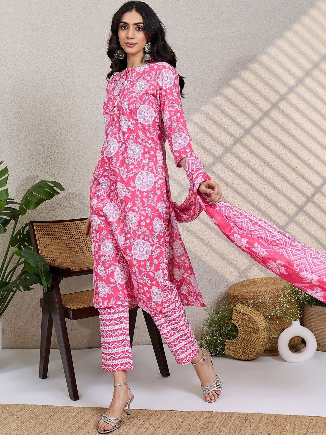 Women Floral Printed Pure Cotton Kurta with Trousers & Dupatta