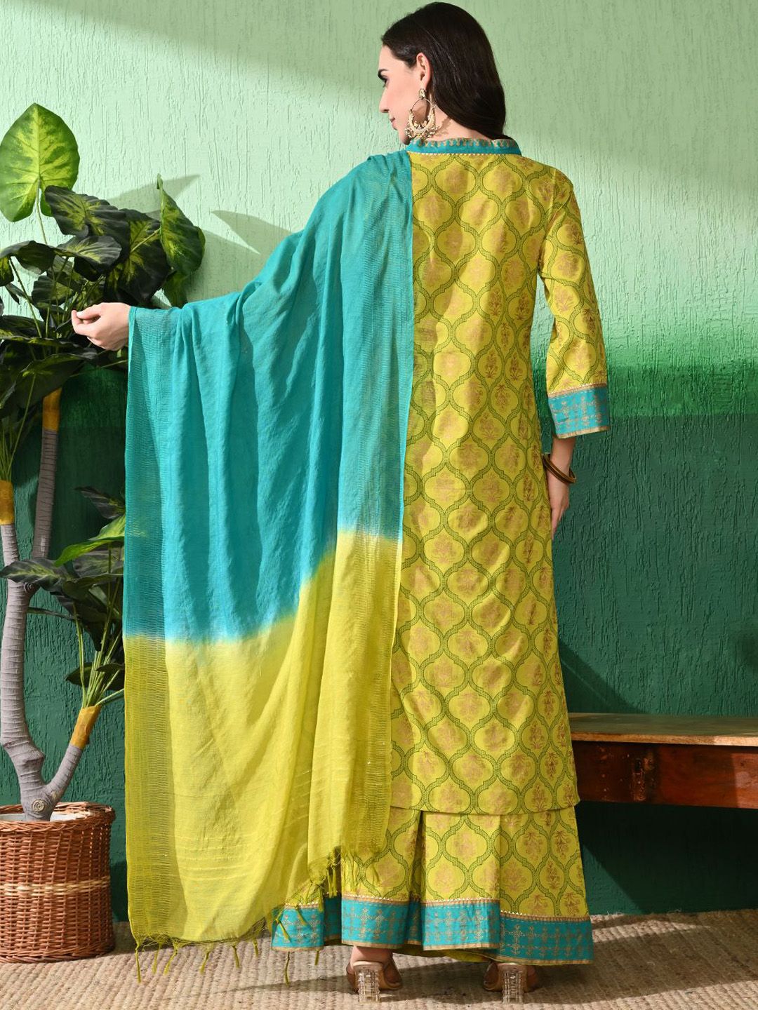 Dhiyona SN Women's Printed Straight Kurta & Palazzos With Dupatta