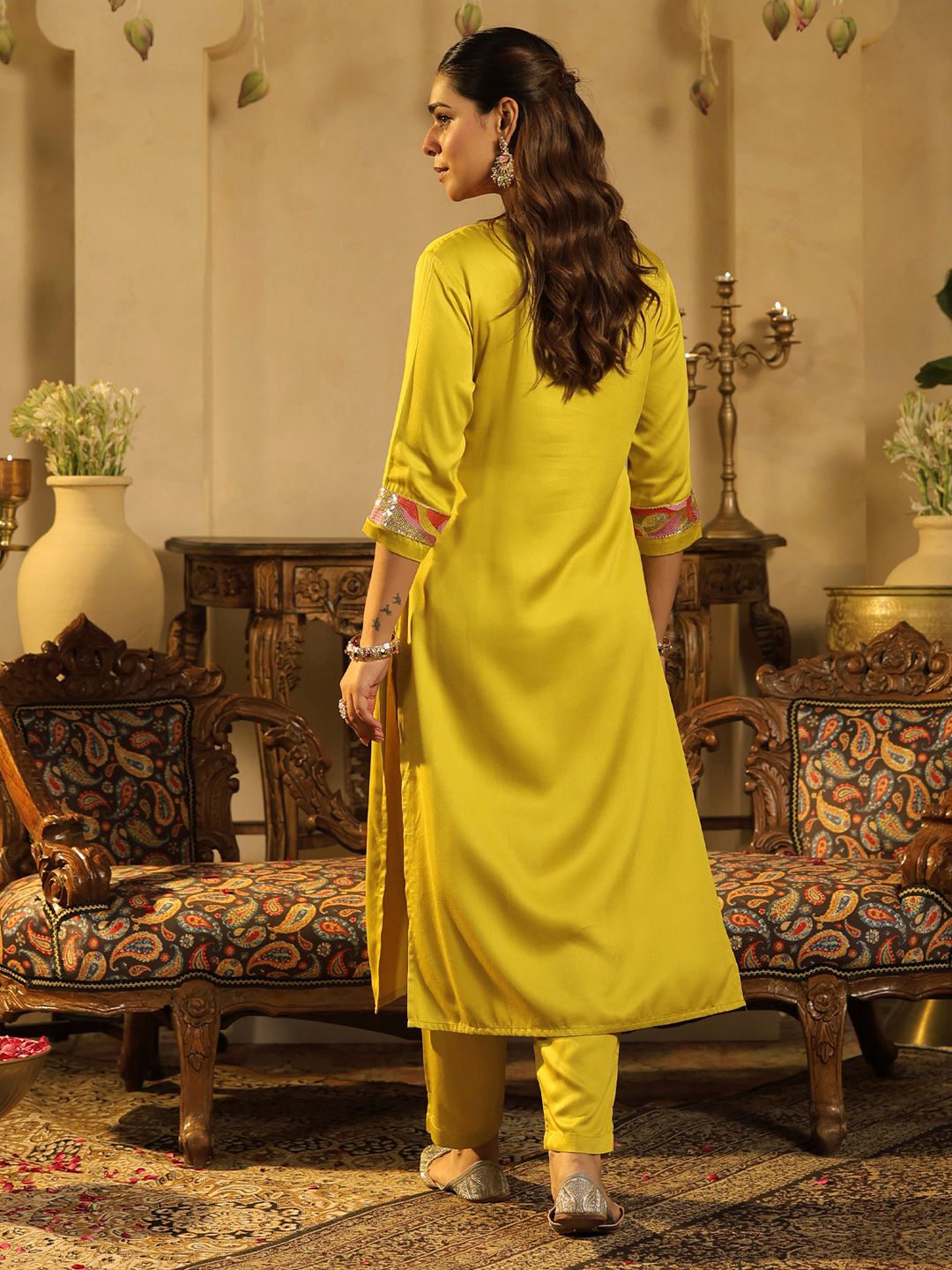 Women Ethnic Motifs Embroidered Regular Beads and Stones Straight Kurta Set