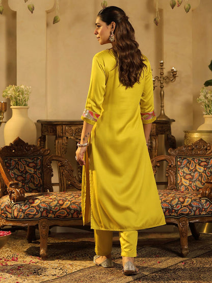 Women Ethnic Motifs Embroidered Regular Beads and Stones Straight Kurta Set