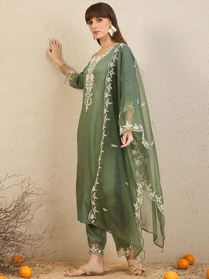 Dhiyona IE Floral Embroidered Straight Kurta With Trousers & Dupatta
