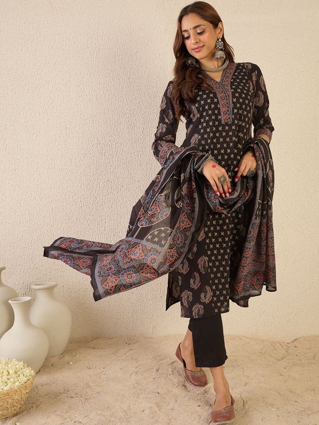 Women Ethnic Motifs Printed Regular Pure Cotton Kurta with Trousers & With Dupatta