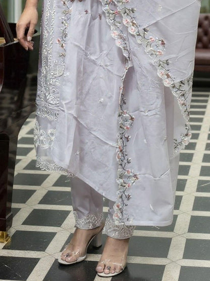 Floral Embroidered Thread Work Pure Cotton Kurta With Trousers & Dupatta