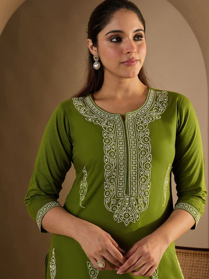 Dhiyona IE Women Embroidered Round Neck Straight Co-Ords Set