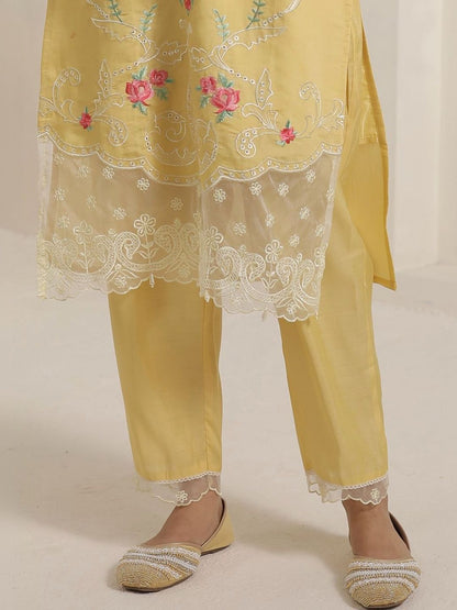 Women Floral Embroidered Regular Thread Work Kurta with Trousers & With Dupatta