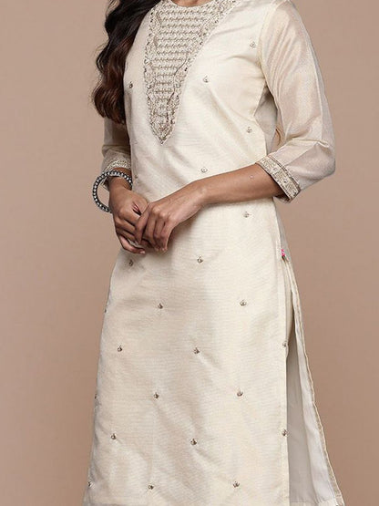Dhiyona PD Women Women Ethnic Motifs Embroidered Straight Kurta With Trouser & Dupatta