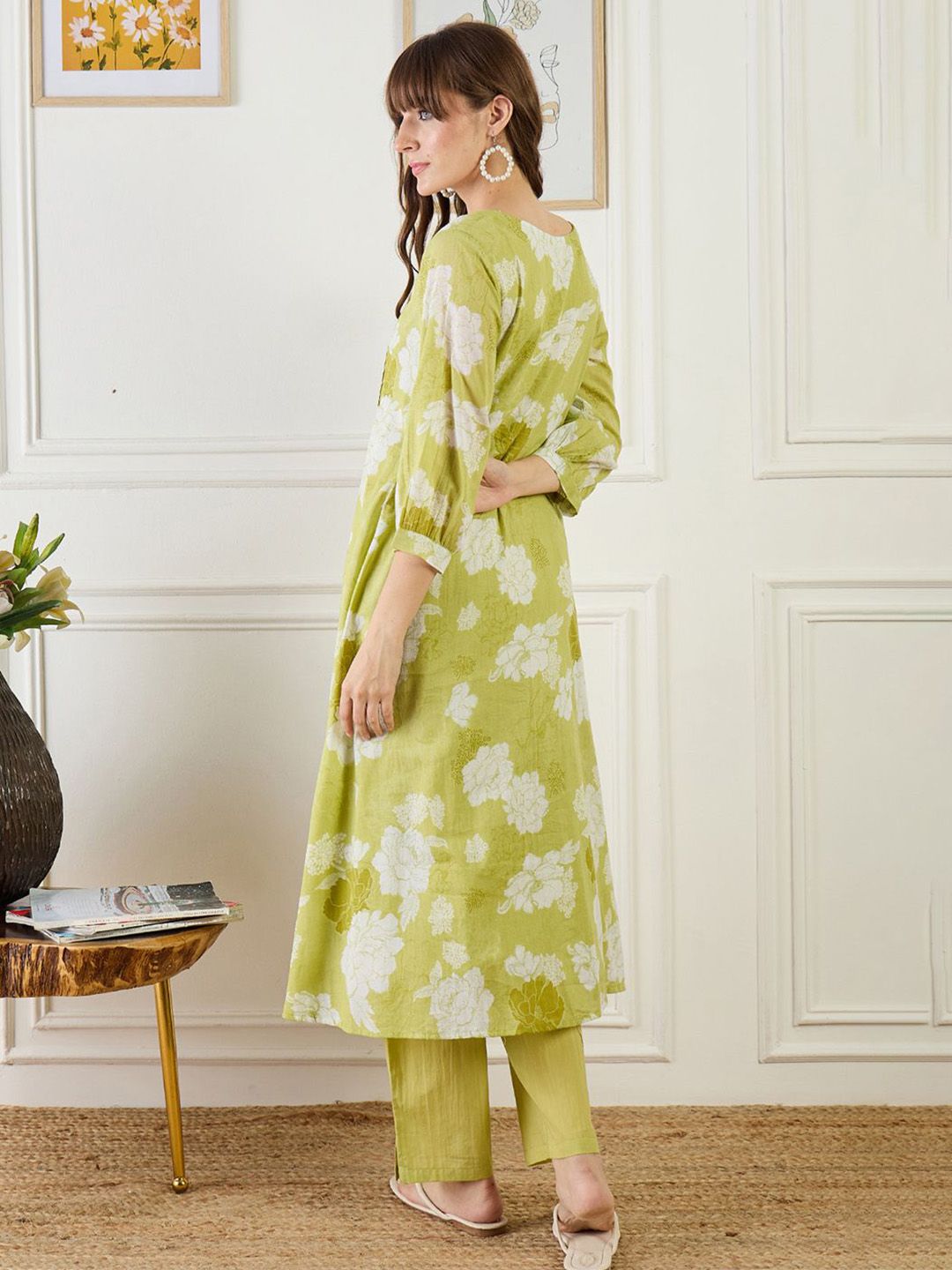 Women Floral Printed A-Line Pure Cotton Kurta Set