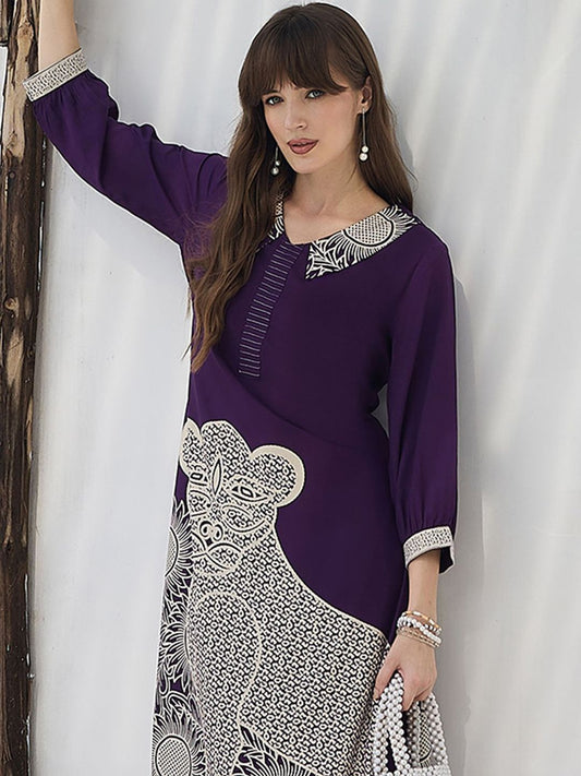 Dhiyona IE Animal Printed Pure Cotton V-Neck Tunic With Trousers