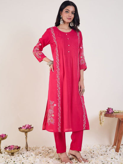 Dhiyona IE Embroidered Round Neck Tunic With Trousers