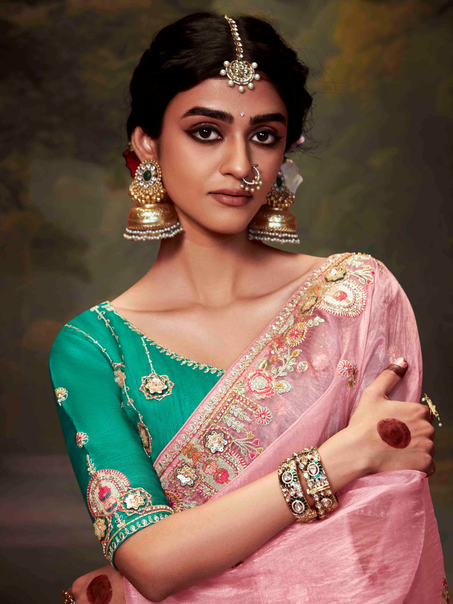Dhiyona KM Women Elegant Light Pink Organza Saree With Embroidered Border