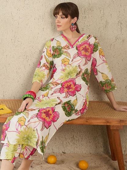 Women Floral Printed Pure Cotton Kurta with Trouser