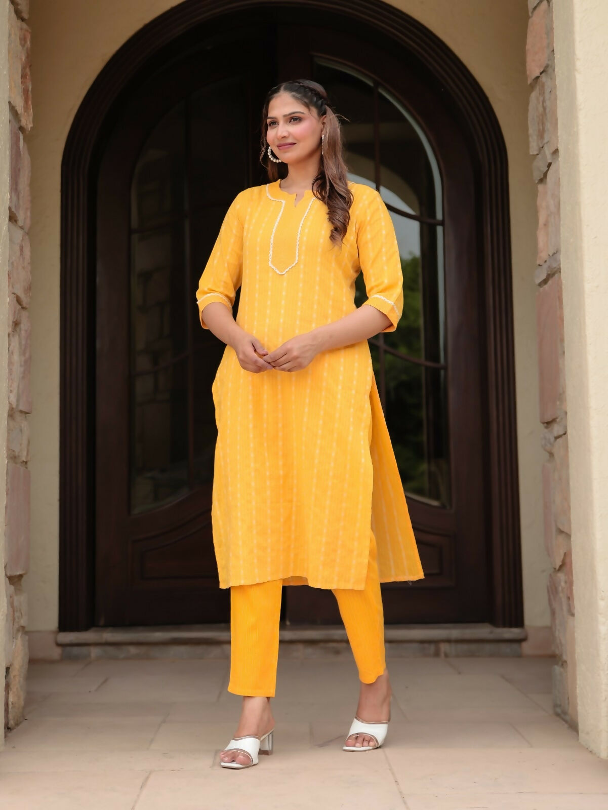 Women's Straight Kantha Cotton Woven Design Print Women's Kurta - Yellow